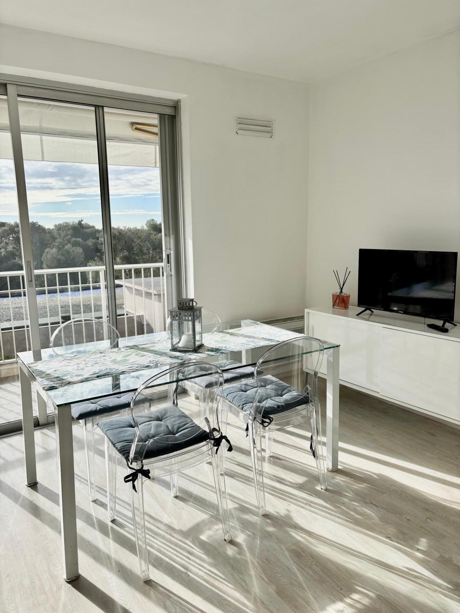 French Riviera Apartment With Swimming Pool And Free Parking Near Monaco Roquebrune-Cap-Martin Εξωτερικό φωτογραφία