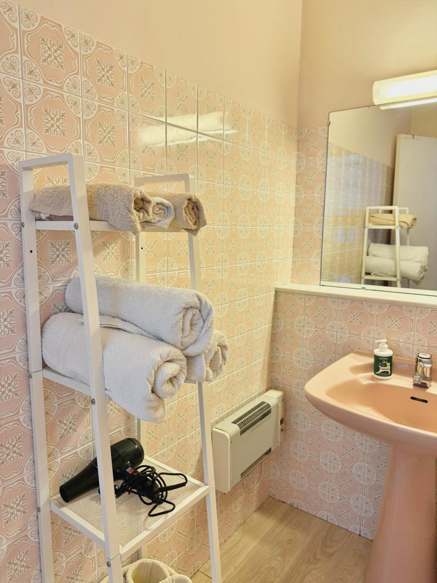 French Riviera Apartment With Swimming Pool And Free Parking Near Monaco Roquebrune-Cap-Martin Εξωτερικό φωτογραφία